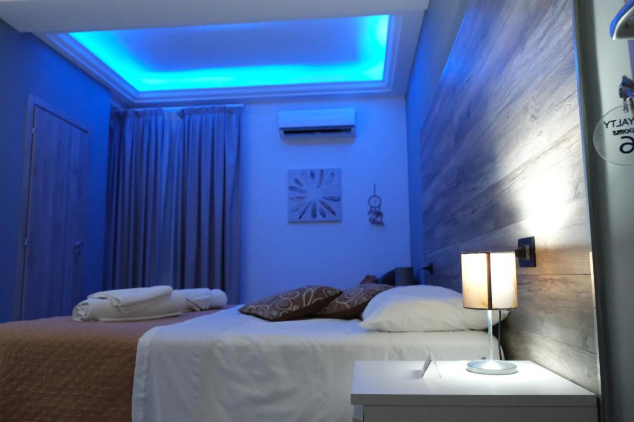 Royalty Rooms & Spa Napoli Eksteriør billede