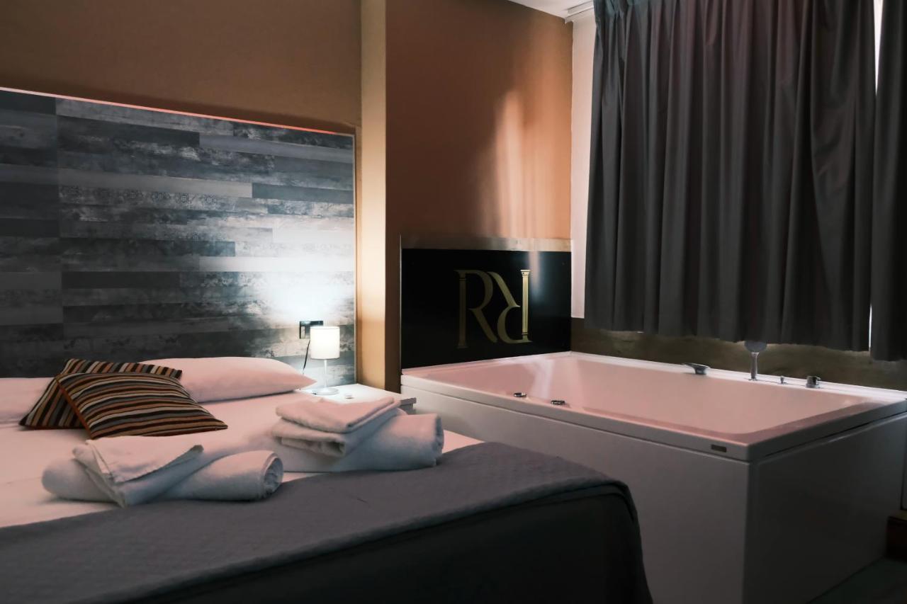 Royalty Rooms & Spa Napoli Eksteriør billede