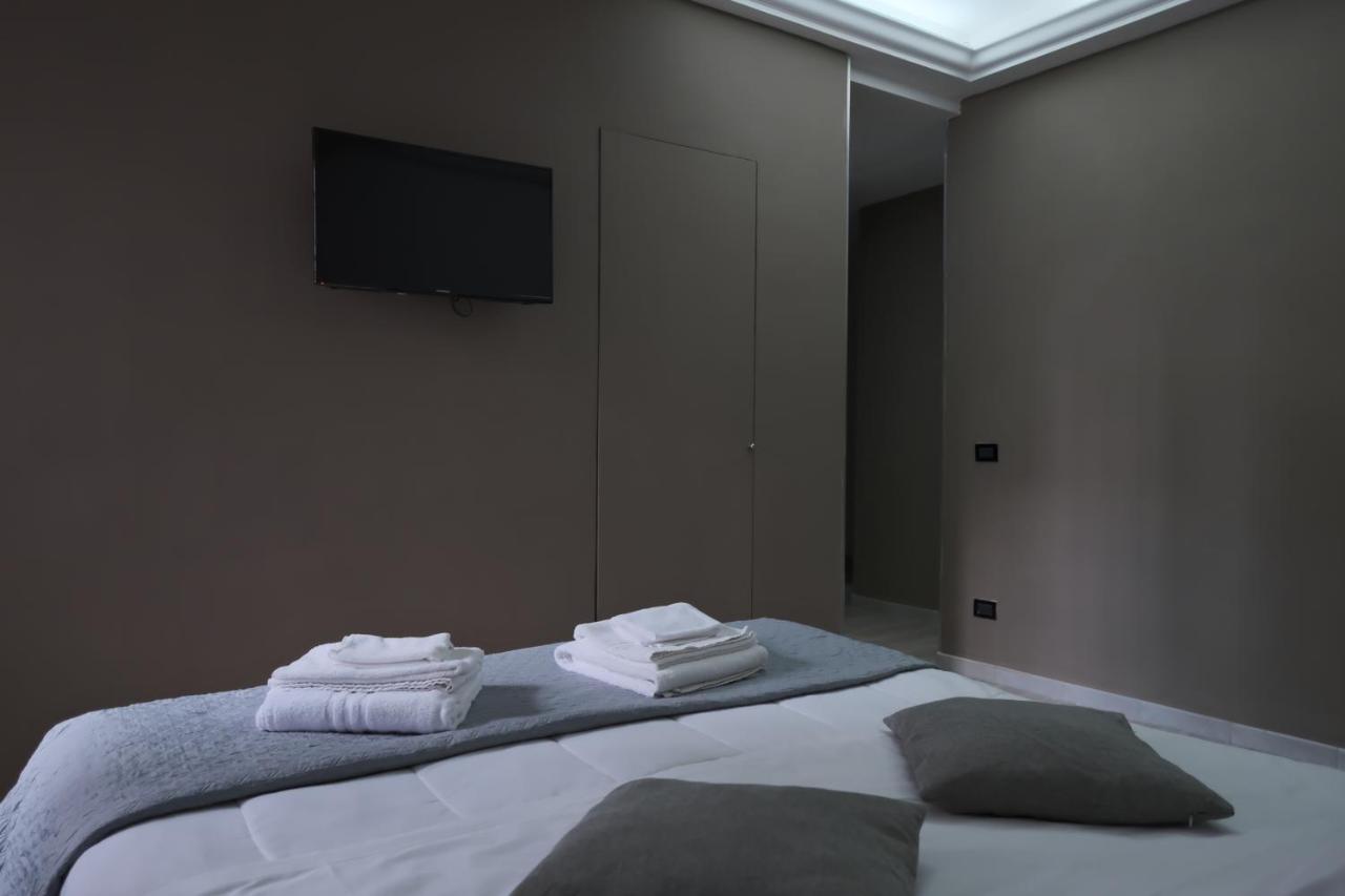 Royalty Rooms & Spa Napoli Eksteriør billede