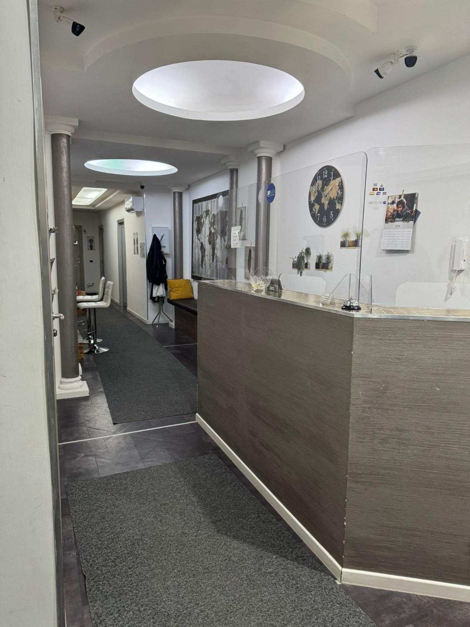 Royalty Rooms & Spa Napoli Eksteriør billede
