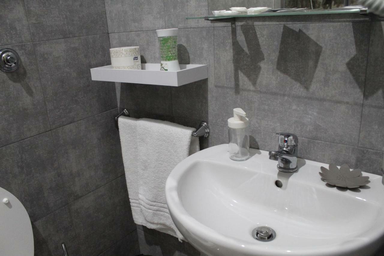 Royalty Rooms & Spa Napoli Eksteriør billede
